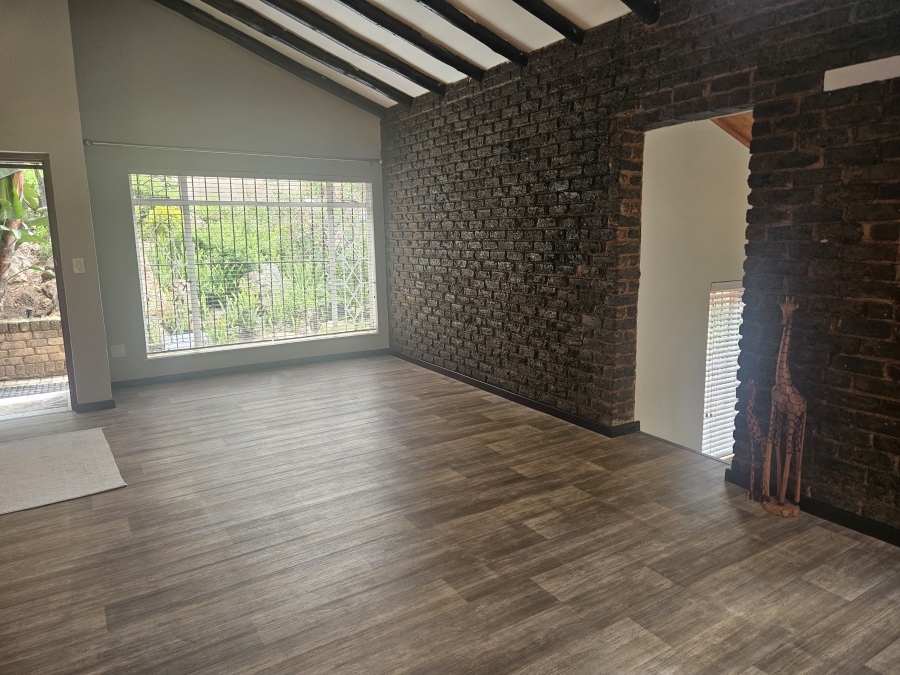 3 Bedroom Property for Sale in Kenmare Gauteng