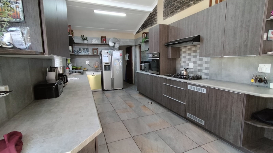 3 Bedroom Property for Sale in Greenhills Gauteng