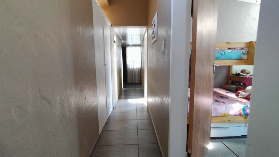 3 Bedroom Property for Sale in Greenhills Gauteng