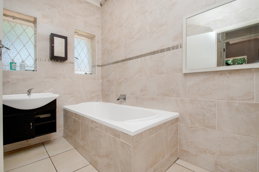 4 Bedroom Property for Sale in Berario Gauteng