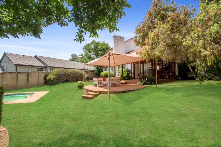 4 Bedroom Property for Sale in Berario Gauteng