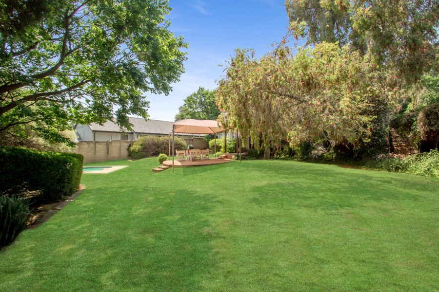 4 Bedroom Property for Sale in Berario Gauteng