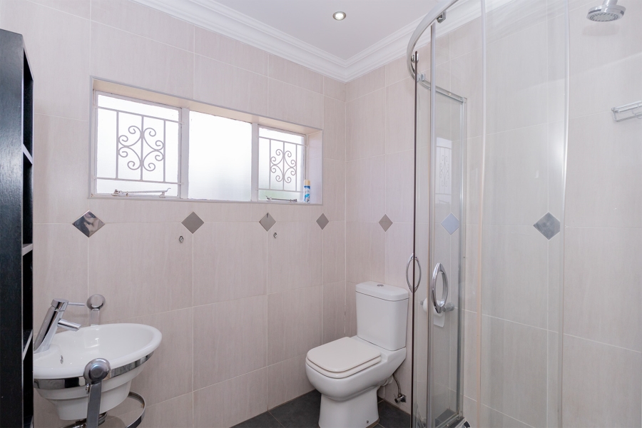 4 Bedroom Property for Sale in Allen Grove Gauteng
