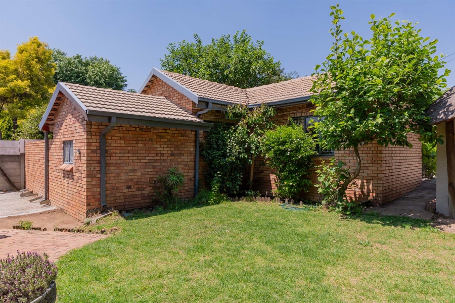 4 Bedroom Property for Sale in Allen Grove Gauteng