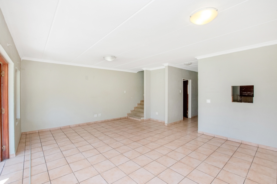 2 Bedroom Property for Sale in Willowbrook Gauteng