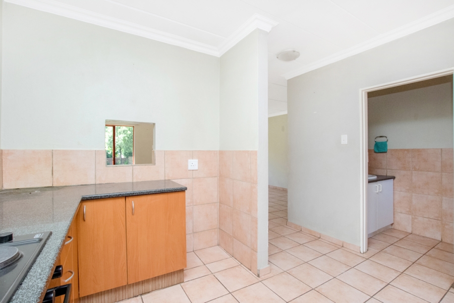 2 Bedroom Property for Sale in Willowbrook Gauteng