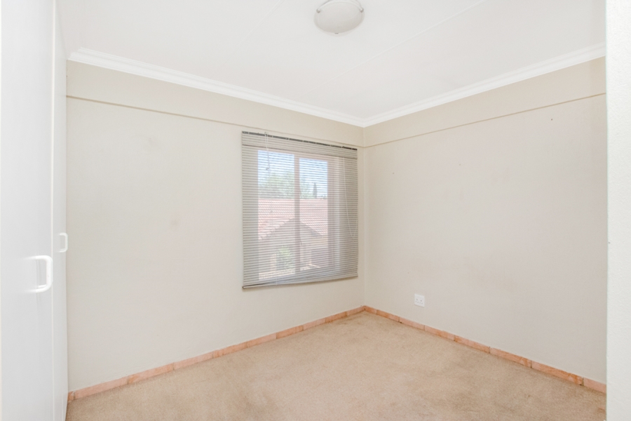 2 Bedroom Property for Sale in Willowbrook Gauteng