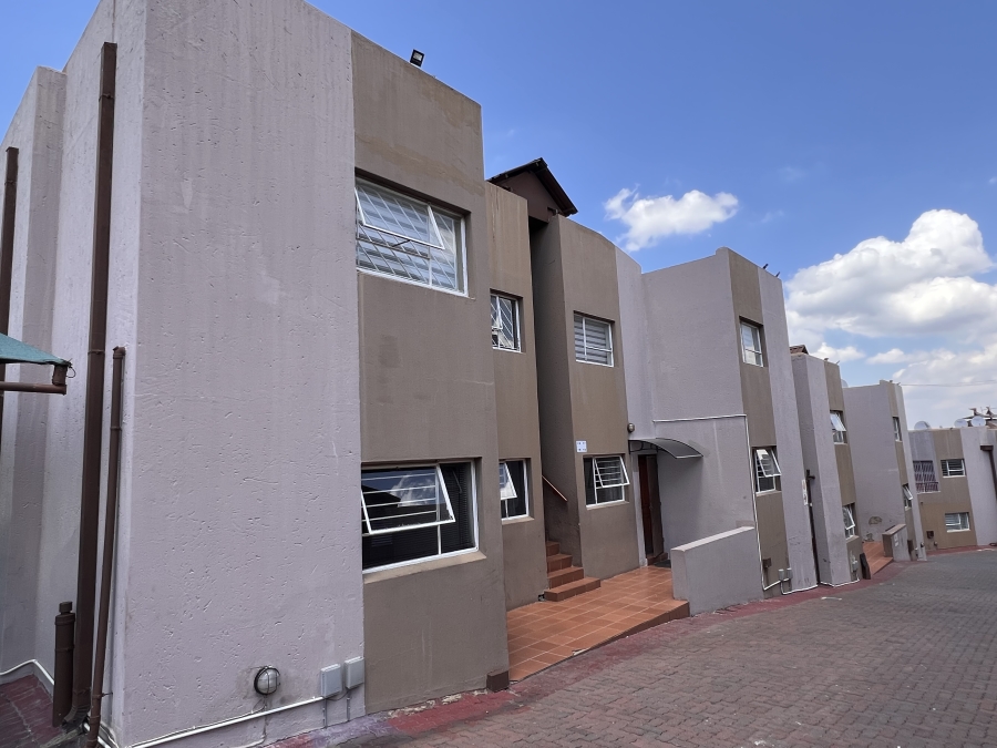 3 Bedroom Property for Sale in Winchester Hills Gauteng