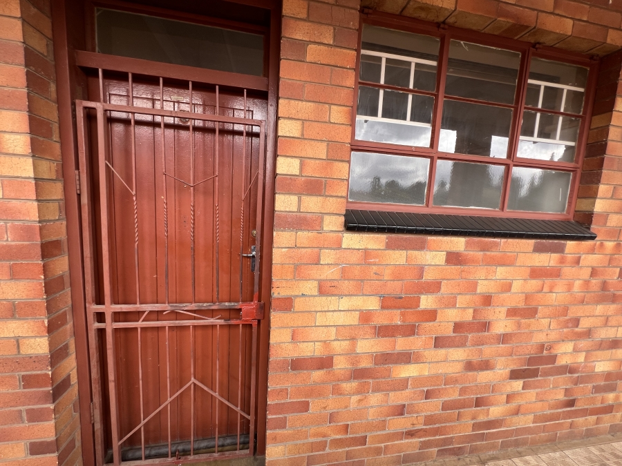 To Let 1 Bedroom Property for Rent in Primrose Gauteng
