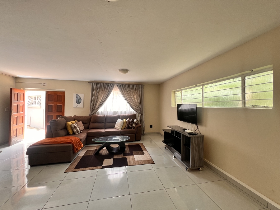 To Let 1 Bedroom Property for Rent in Vorna Valley Gauteng