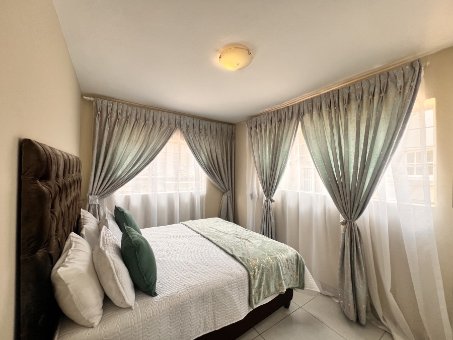 To Let 1 Bedroom Property for Rent in Vorna Valley Gauteng