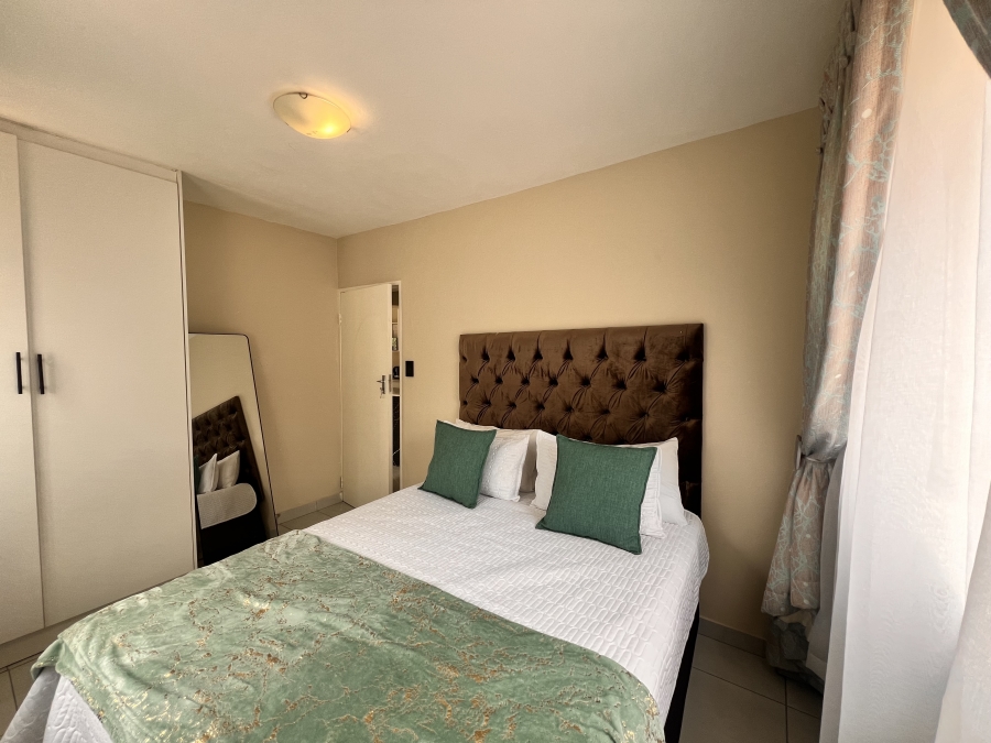 To Let 1 Bedroom Property for Rent in Vorna Valley Gauteng