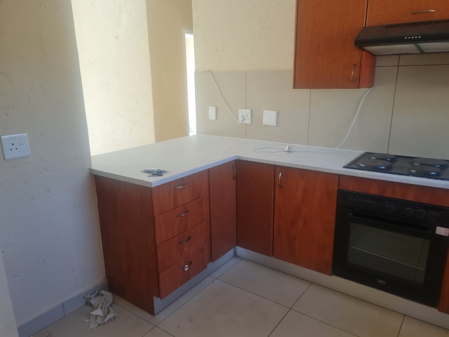 2 Bedroom Property for Sale in Groblerpark Gauteng