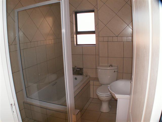 2 Bedroom Property for Sale in Groblerpark Gauteng