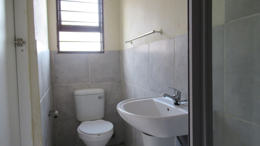 2 Bedroom Property for Sale in Groblerpark Gauteng