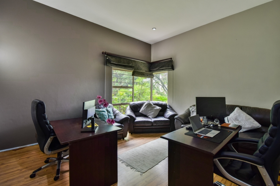 4 Bedroom Property for Sale in Moreleta Park Gauteng