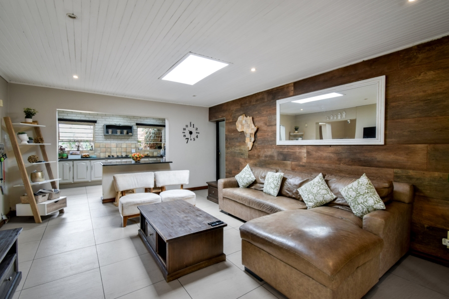 4 Bedroom Property for Sale in Moreleta Park Gauteng