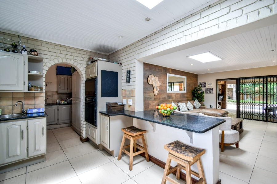 4 Bedroom Property for Sale in Moreleta Park Gauteng