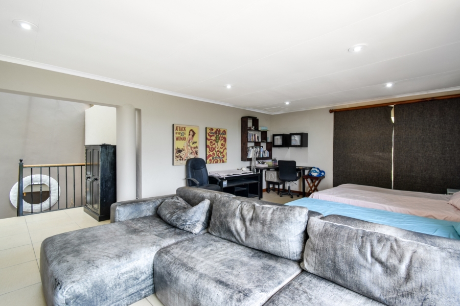 4 Bedroom Property for Sale in Moreleta Park Gauteng