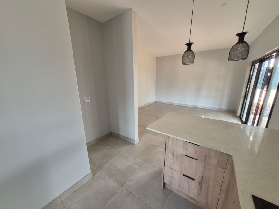 2 Bedroom Property for Sale in Faerie Glen Gauteng