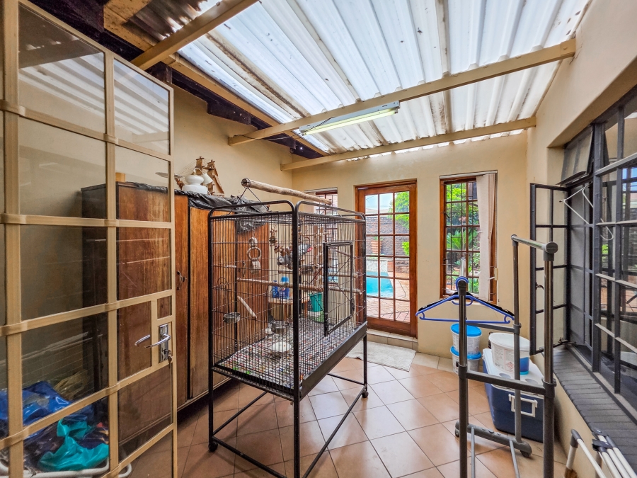 4 Bedroom Property for Sale in Garsfontein Gauteng