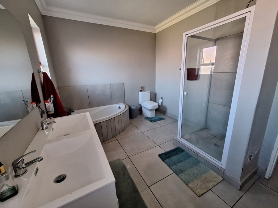 3 Bedroom Property for Sale in Arcon Park Gauteng