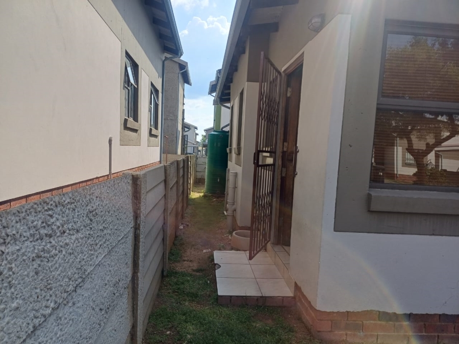 2 Bedroom Property for Sale in Sagewood Gauteng