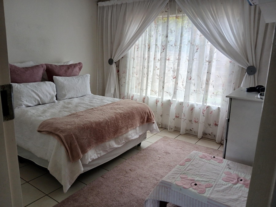 To Let 3 Bedroom Property for Rent in Sundowner Gauteng