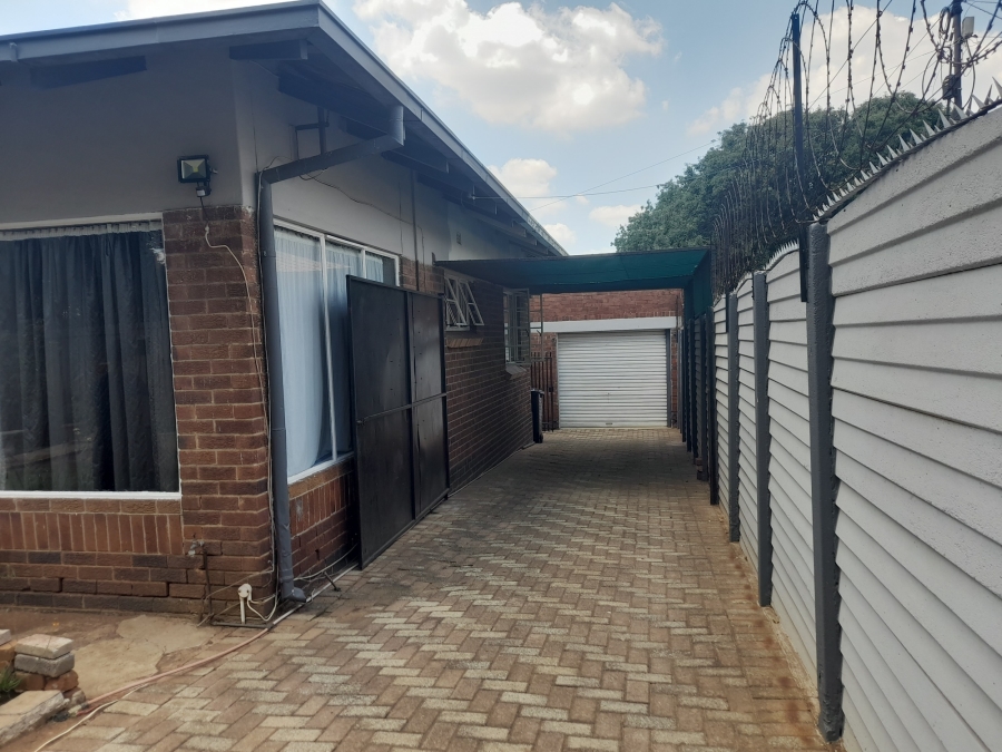 3 Bedroom Property for Sale in Primrose Gauteng