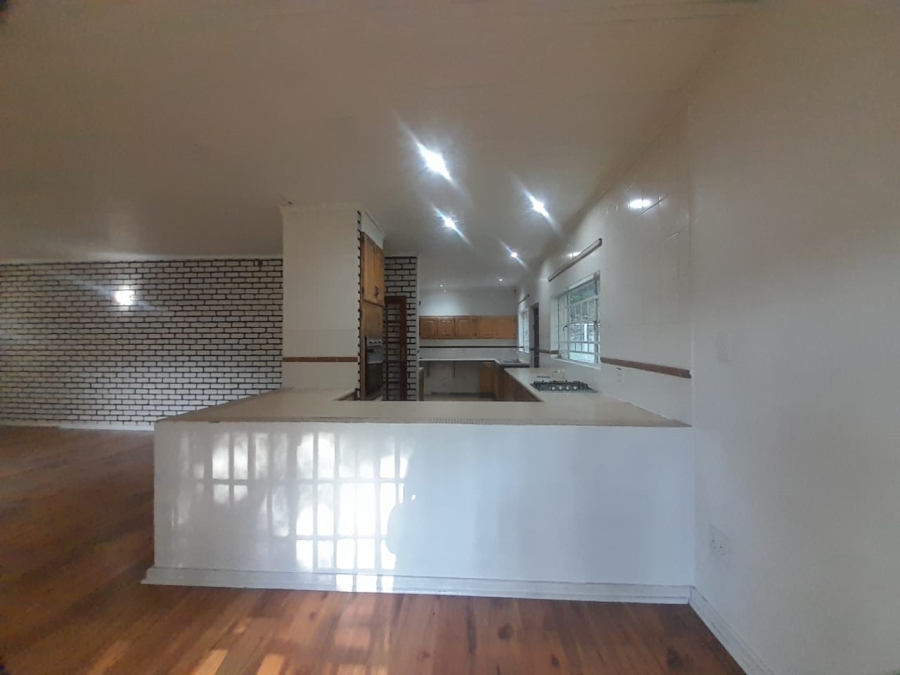 To Let 4 Bedroom Property for Rent in Henley on Klip Gauteng