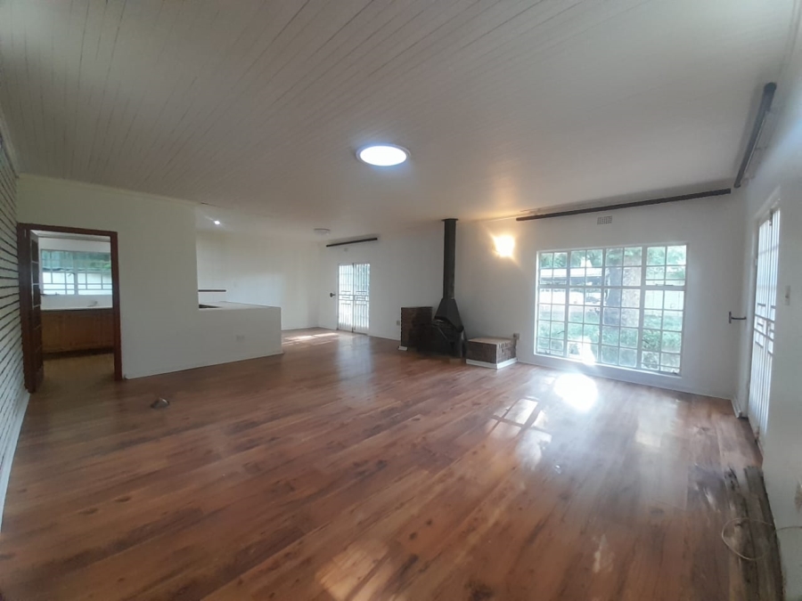 To Let 4 Bedroom Property for Rent in Henley on Klip Gauteng