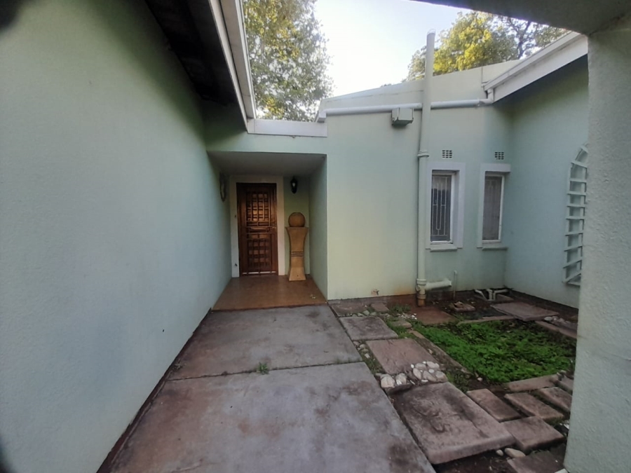 To Let 4 Bedroom Property for Rent in Henley on Klip Gauteng