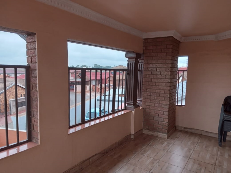 To Let 4 Bedroom Property for Rent in Hospital View Gauteng