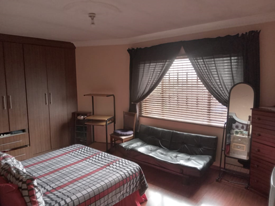 To Let 4 Bedroom Property for Rent in Hospital View Gauteng