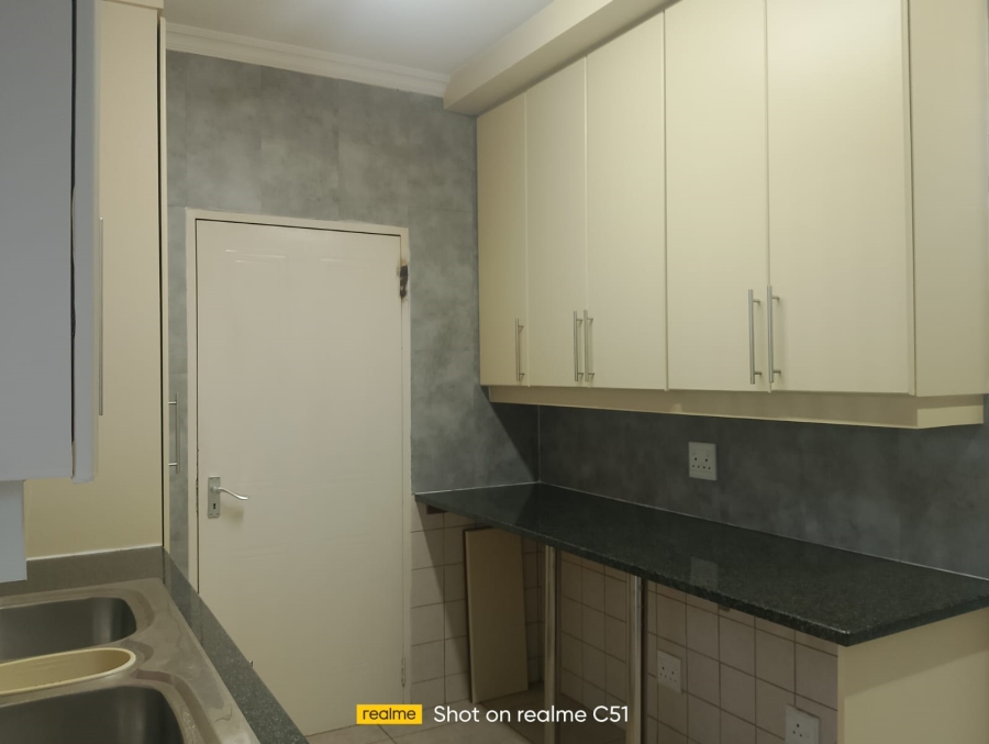 3 Bedroom Property for Sale in Kenleaf Gauteng