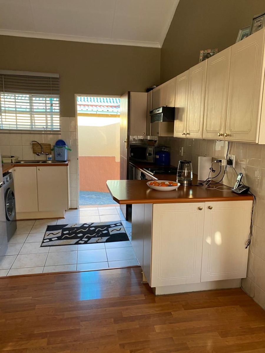 3 Bedroom Property for Sale in Halfway Gardens Gauteng