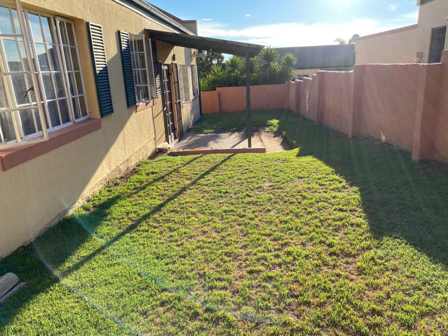 3 Bedroom Property for Sale in Halfway Gardens Gauteng