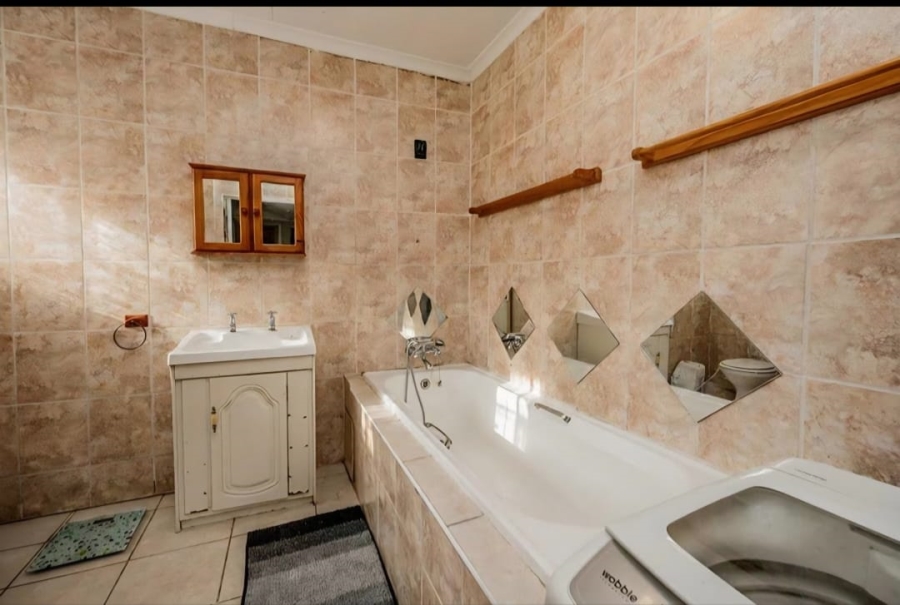 3 Bedroom Property for Sale in Mindalore Gauteng