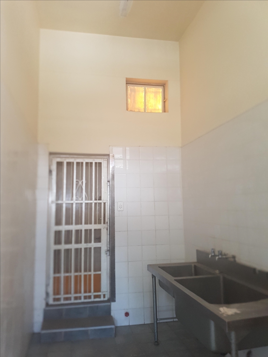 To Let Commercial Property for Rent in Haddon Gauteng
