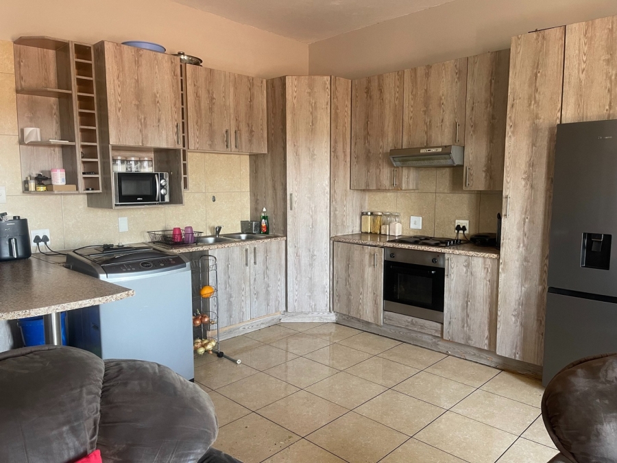 2 Bedroom Property for Sale in Norkem Park Gauteng