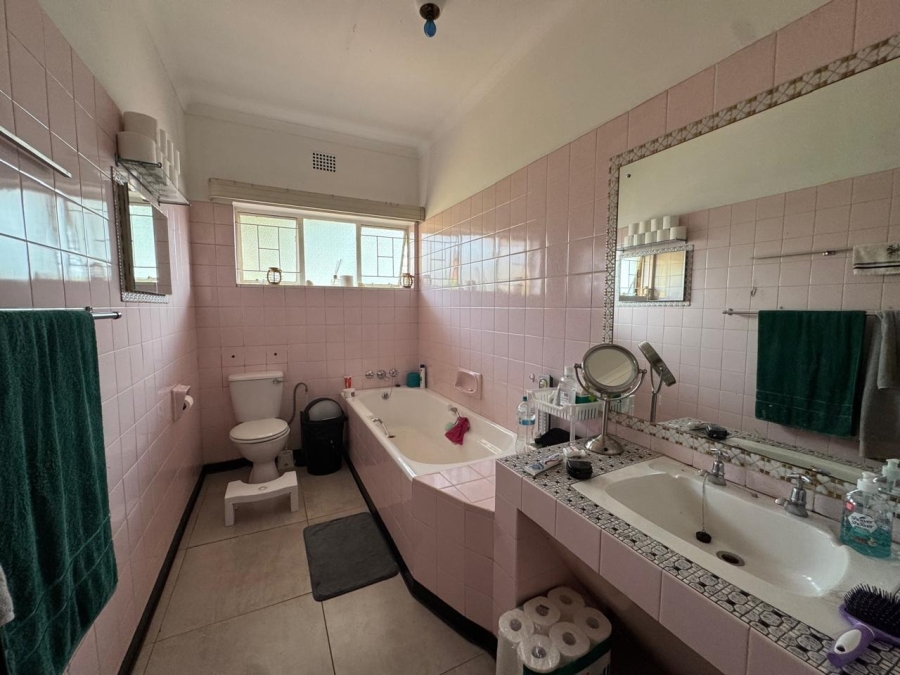 3 Bedroom Property for Sale in Lyttelton Manor Gauteng
