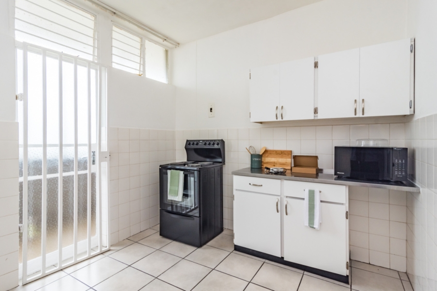 To Let 2 Bedroom Property for Rent in Honeyhills Gauteng