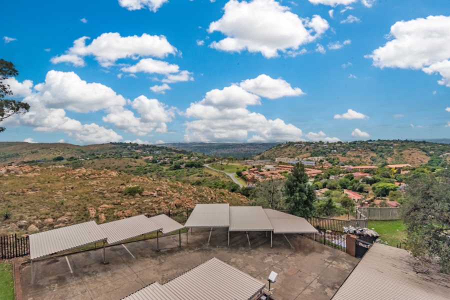 To Let 2 Bedroom Property for Rent in Honeyhills Gauteng