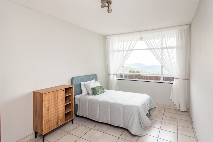 To Let 2 Bedroom Property for Rent in Honeyhills Gauteng