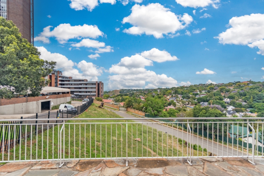 To Let 2 Bedroom Property for Rent in Honeyhills Gauteng