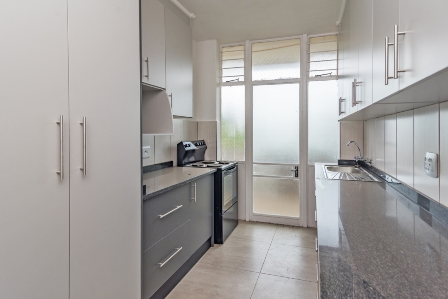 To Let 2 Bedroom Property for Rent in Honeyhills Gauteng