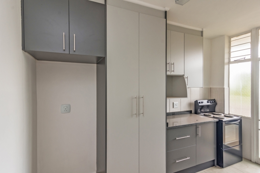 To Let 2 Bedroom Property for Rent in Honeyhills Gauteng