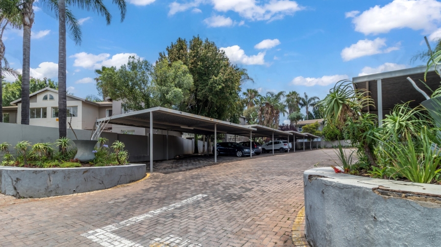 4 Bedroom Property for Sale in Noordhang Gauteng