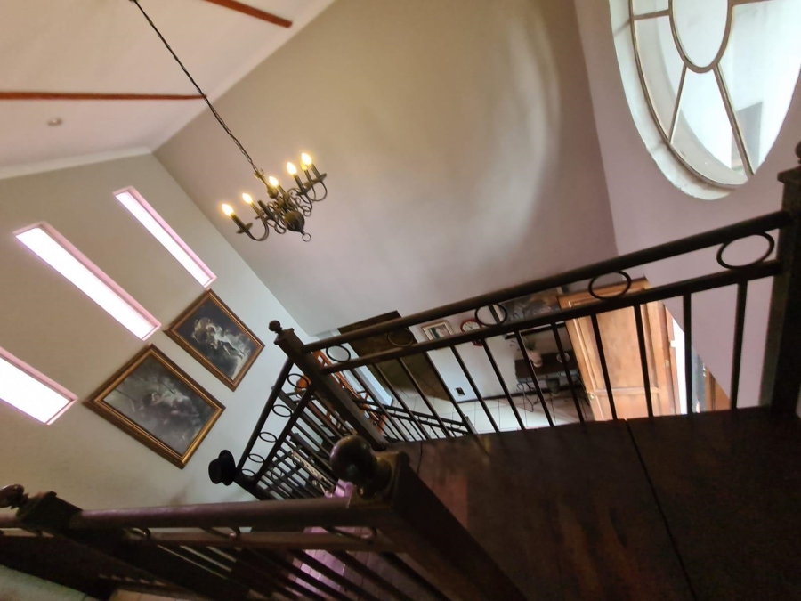 6 Bedroom Property for Sale in Vanderbijlpark SE 2 Gauteng