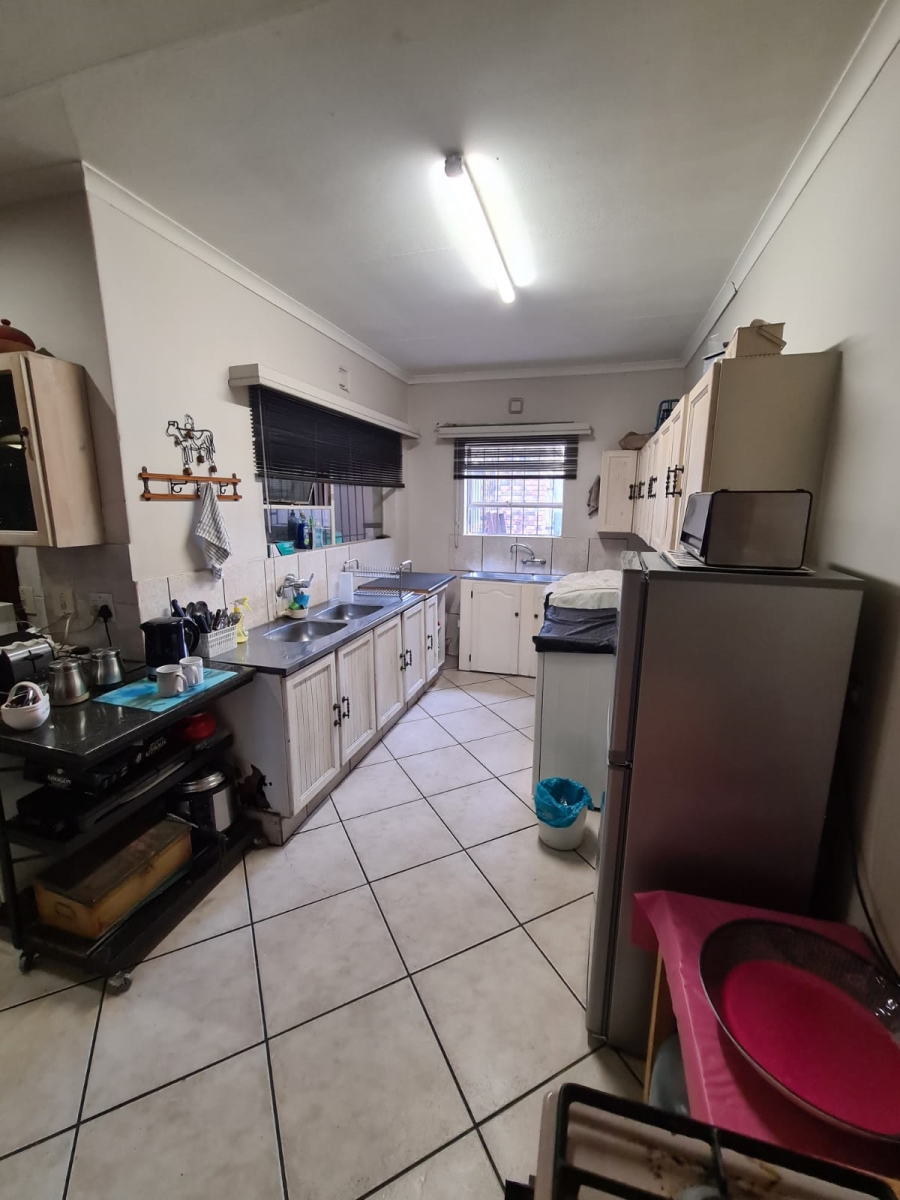 6 Bedroom Property for Sale in Vanderbijlpark SE 2 Gauteng